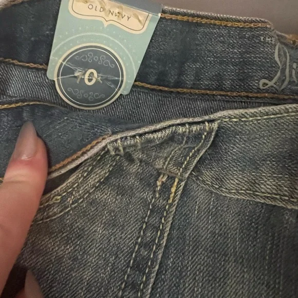 Old Navy Diva Denim Shorts Women’s Size 0 NWT - Picture 3 of 7
